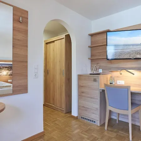 Weisser Hof 4* Маленте