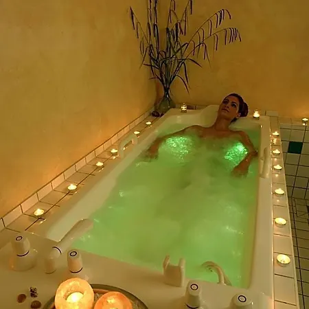 Отель Weisser Hof 4*
