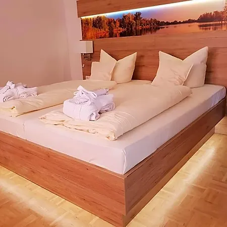Weisser Hof Отель 4*