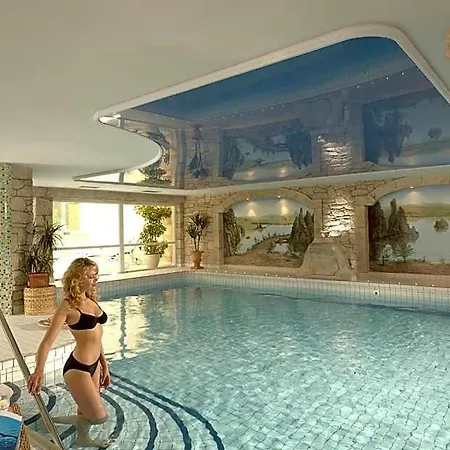 Weisser Hof 4*